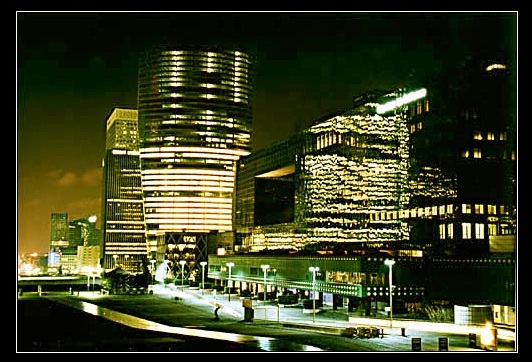  . La Defense. 
