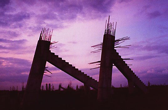  Dvoje