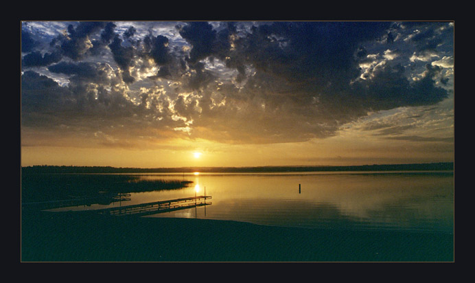  Round Lake