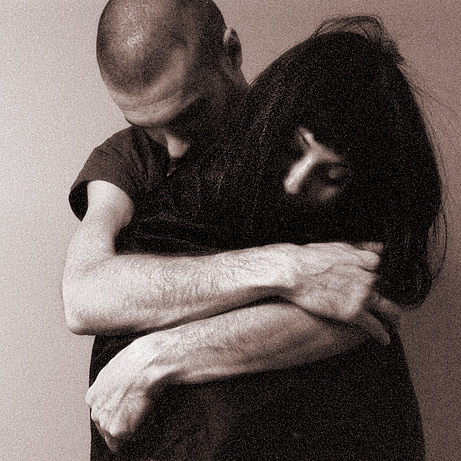  embrace ( )
