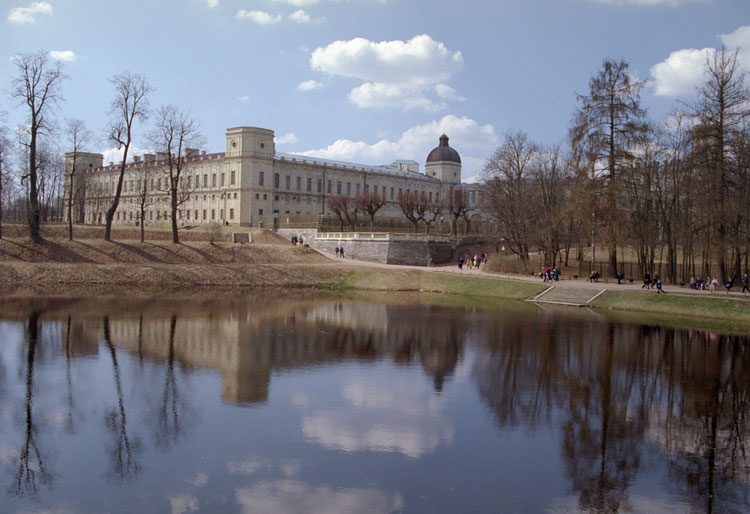  Outskirts of St-Petersburg 