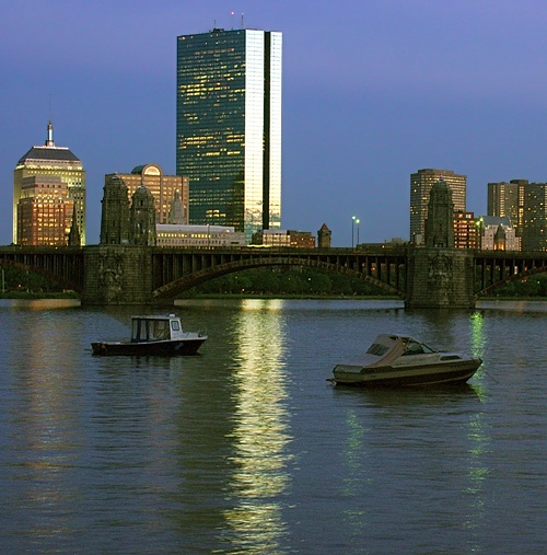 Charles River ( )