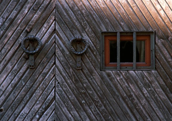  doors