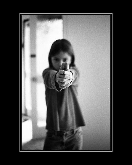  Bondgirl
