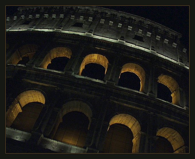  Colosseo