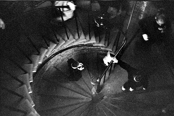  Descending