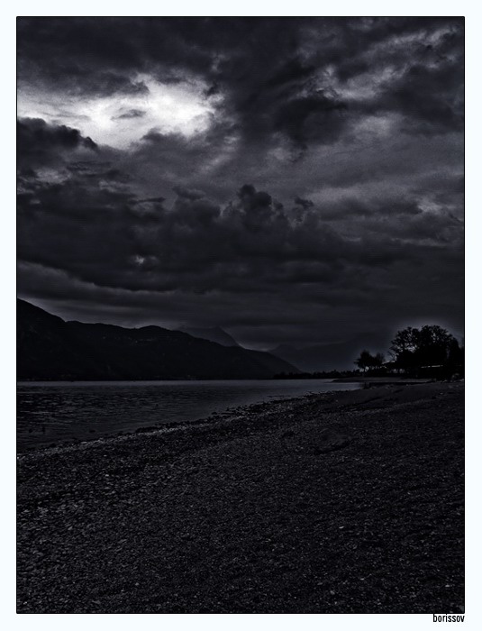  Lago di Lecco, Italia
