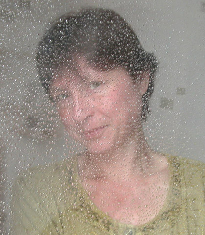       2004 .