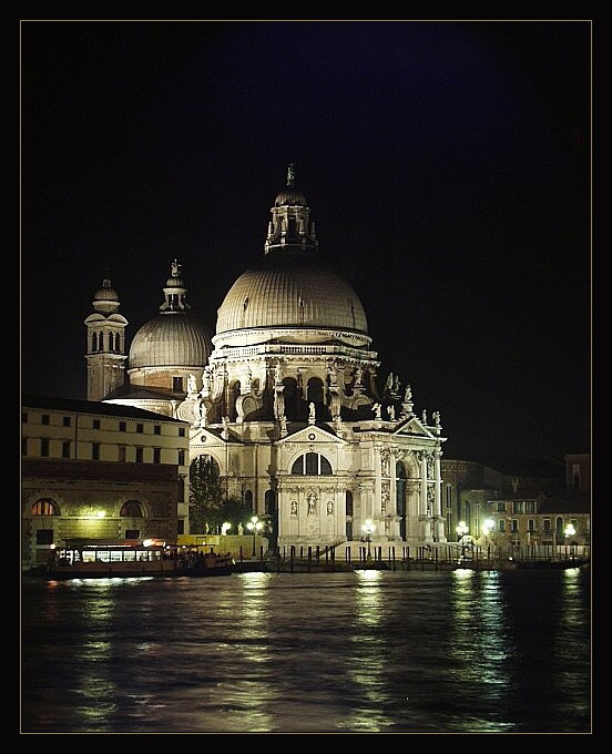  Santa Maria della Salute