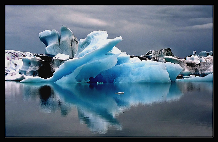  Evening over a glacier lagoon.