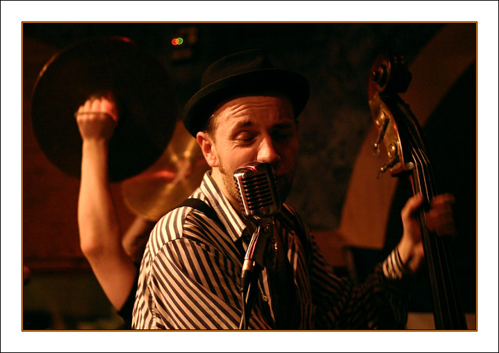  Billy's Band   