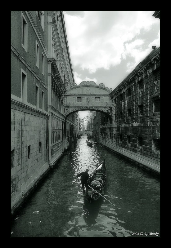  Ponte dei Sospiri.