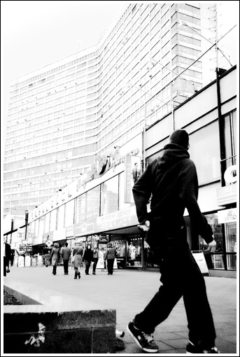  Big city life