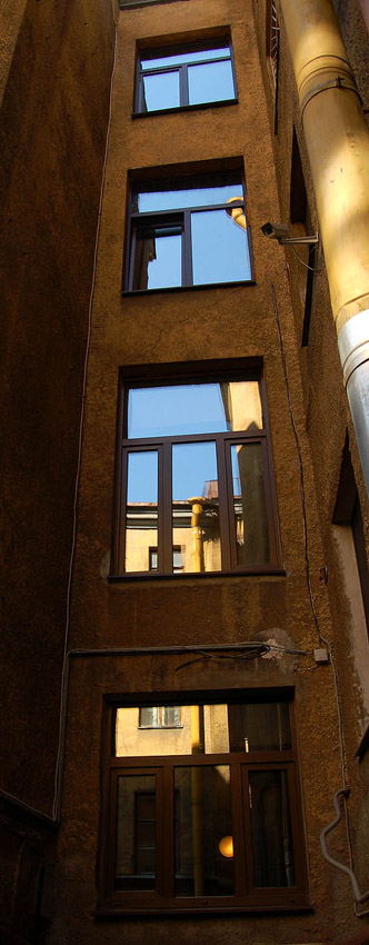  4 