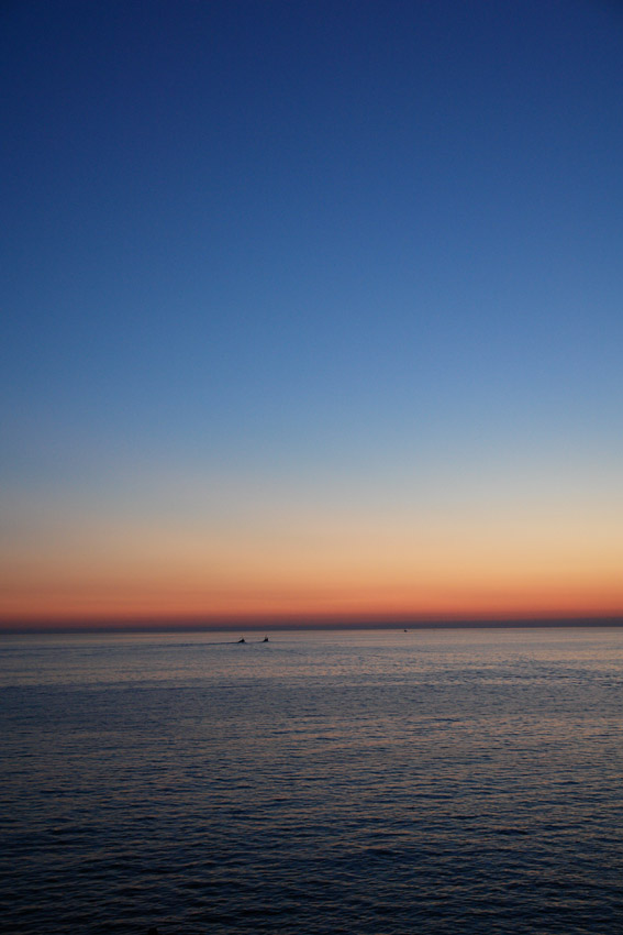  Sunset fishing