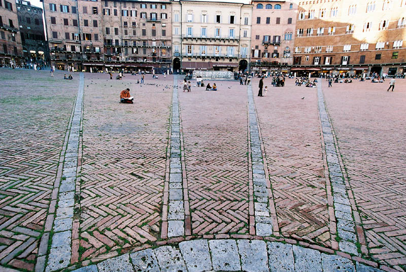    Piazza del Campo, 