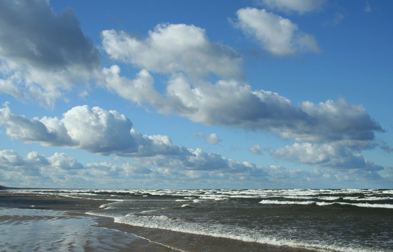  clouds & wind