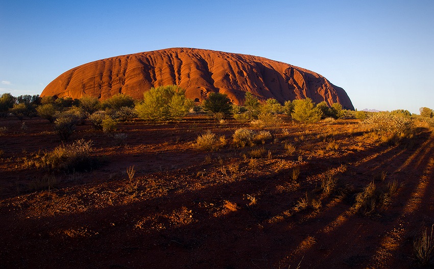  Uluru Sunrise.