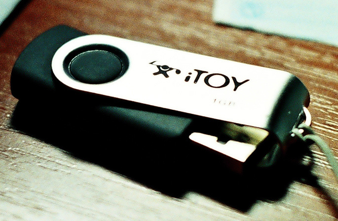  iToy
