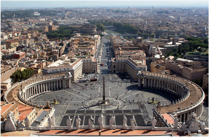  Piazza San Pietro