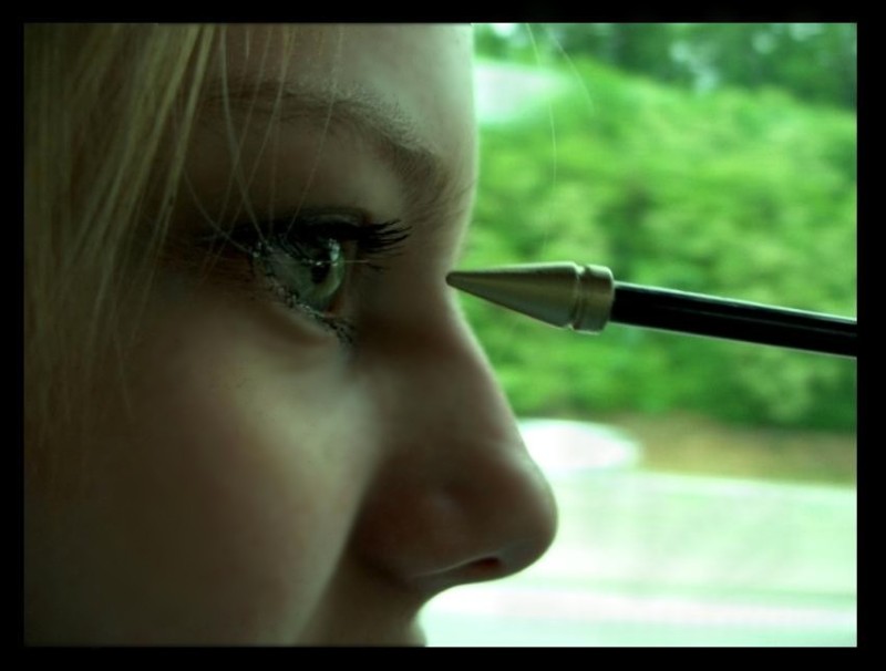  Green eye.