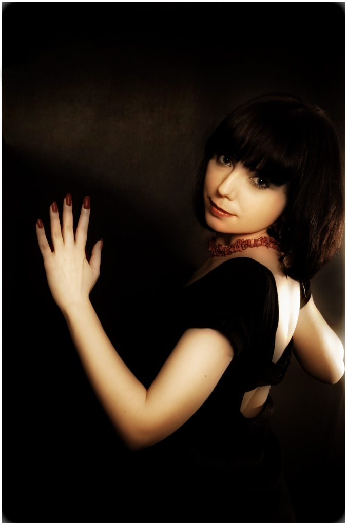  Lady :