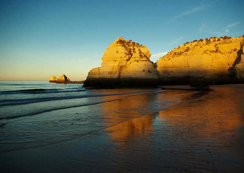  Rocha at sunrise