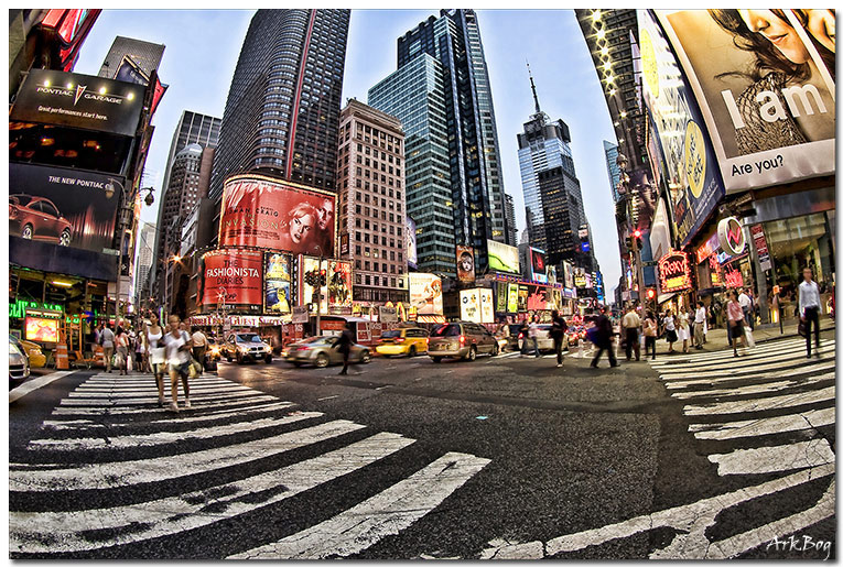  Times Square-NY:WeekDays...