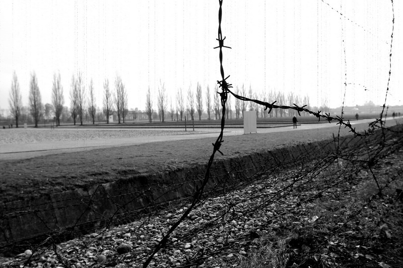  Dachau -  