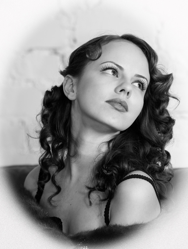  Pin up