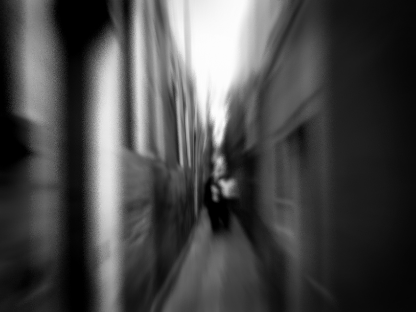  ;