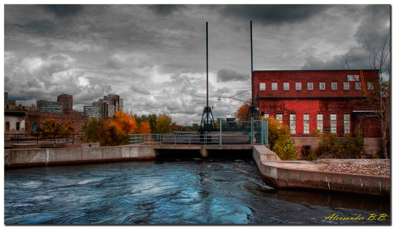  Locks & Docks
