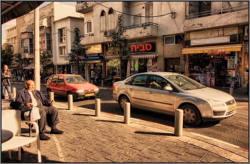  Tel-Aviv 5877