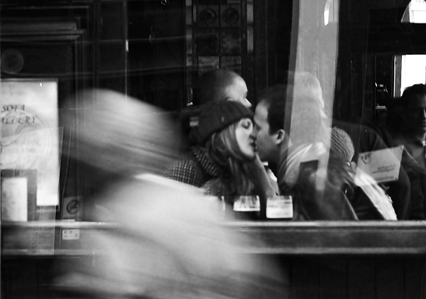  kiss