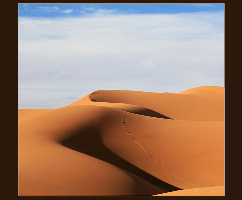  Sand
