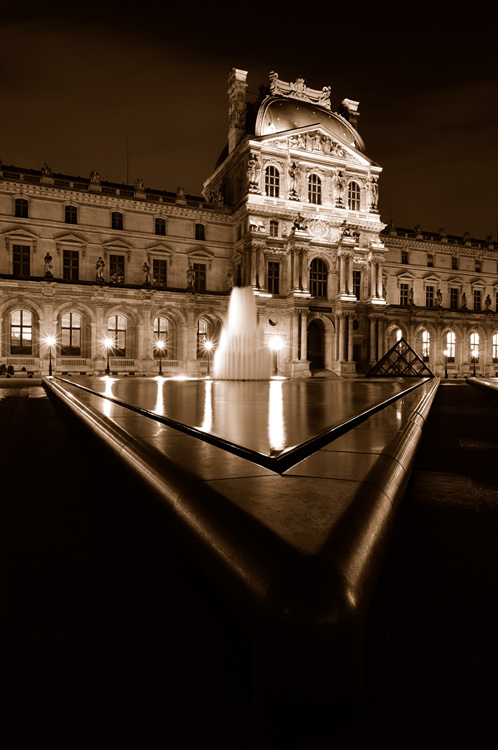  Du Louvre #1