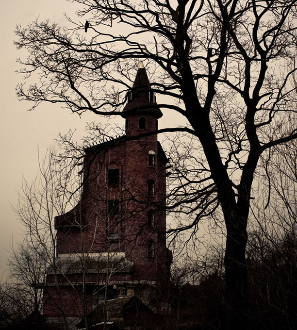  Black Tower