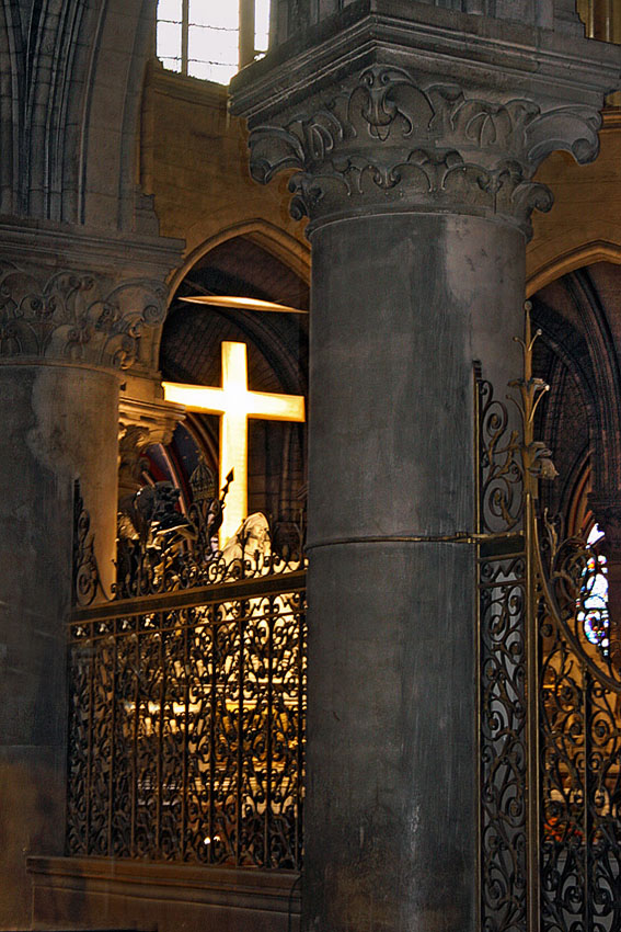  Notre-Dame