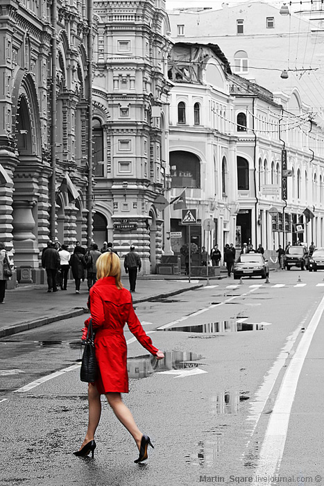  Lady in red