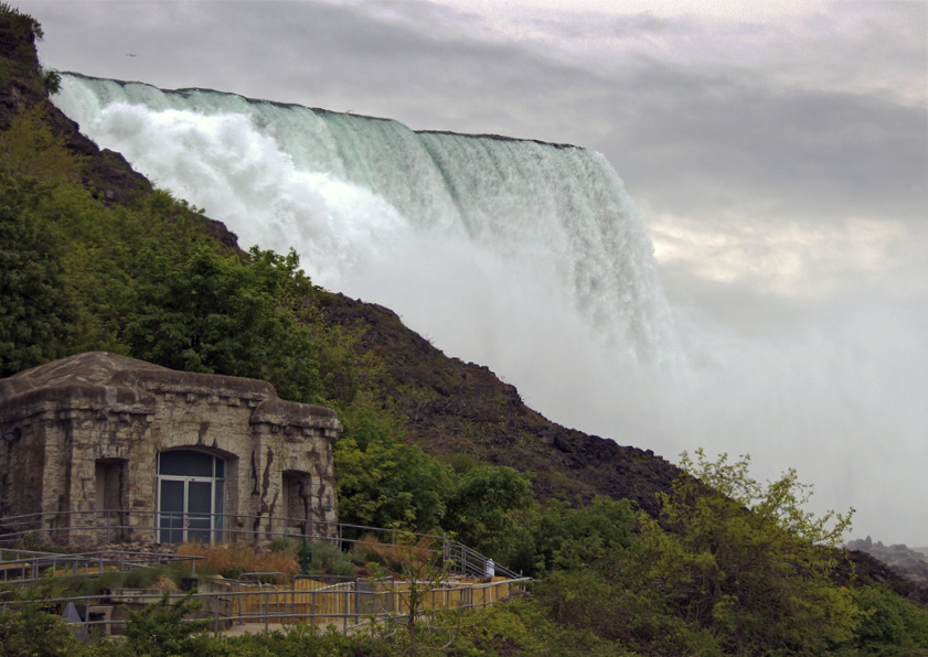  Niagara Falls