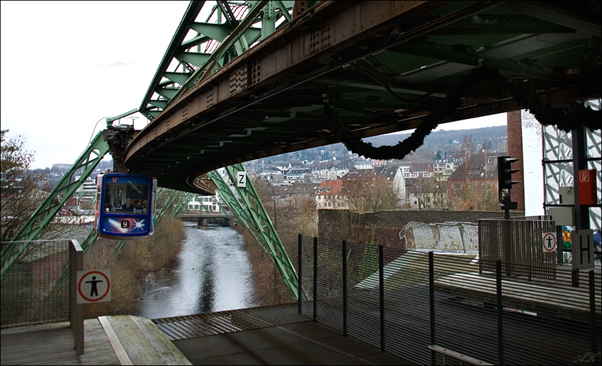  Schwebebahn Wuppertal