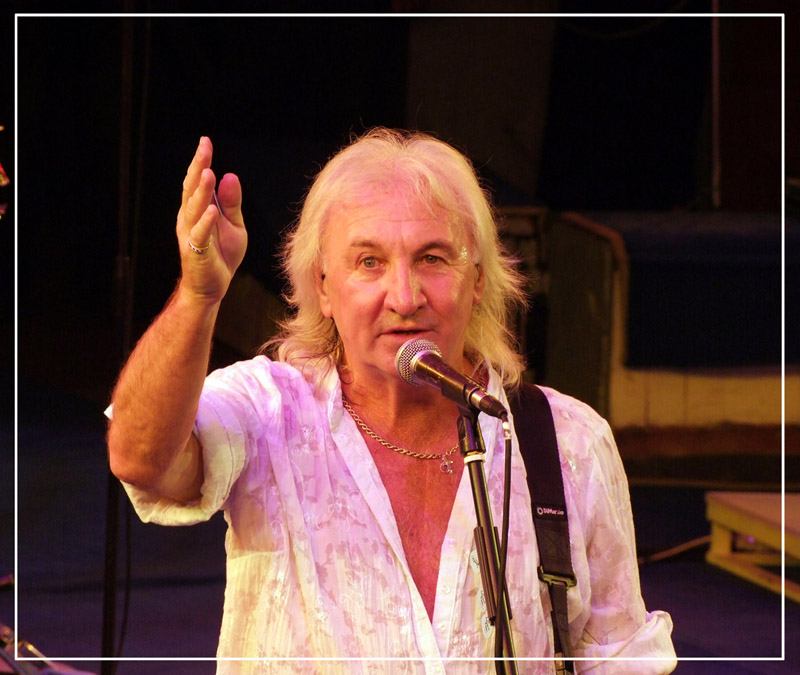    2009 .(Smokie   