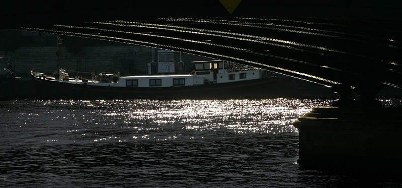  PARIS 27