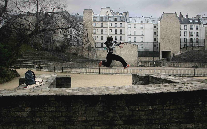  PARIS 47