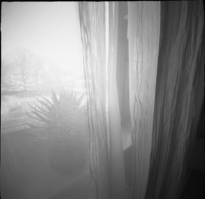  pinhole **