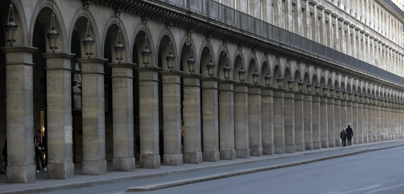  PARIS 64