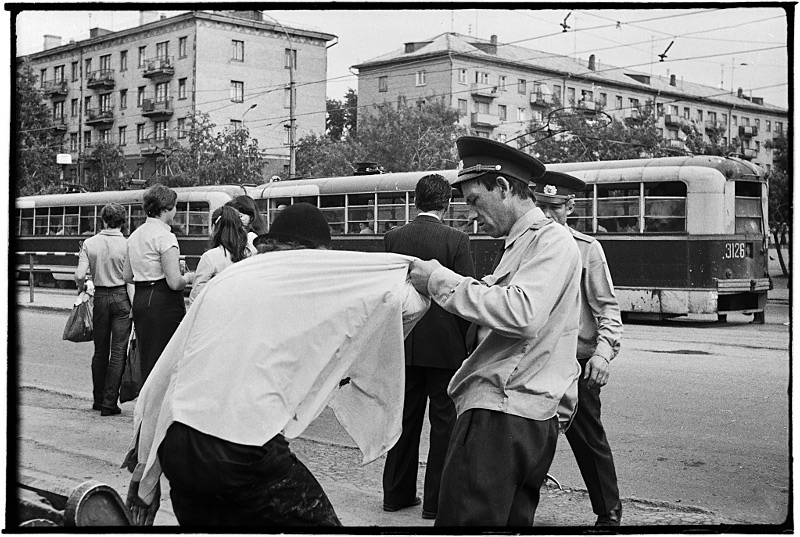  Disturber Arresting ( , 1