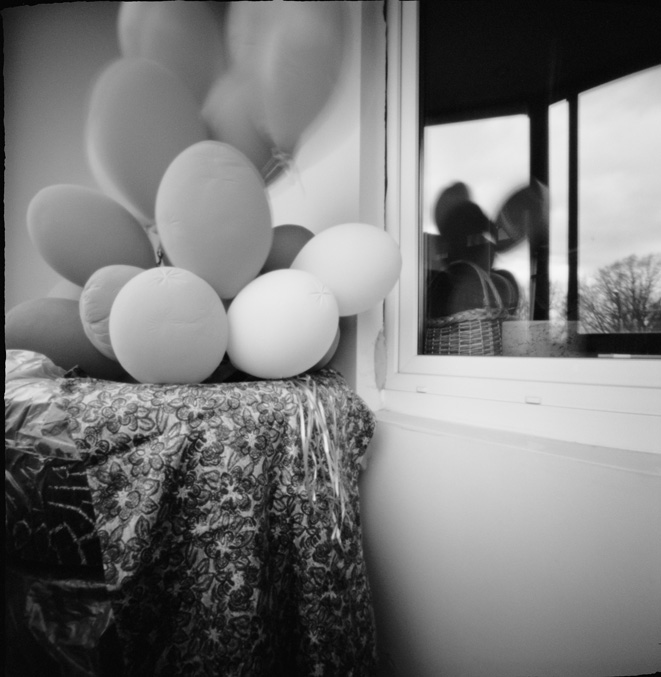  pinhole ****