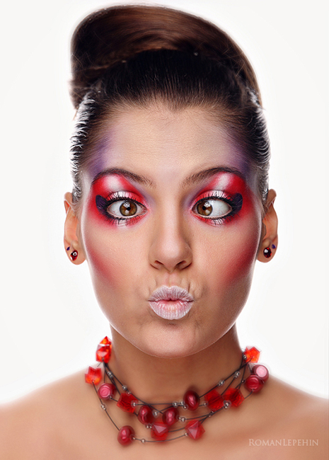  Kiss me...