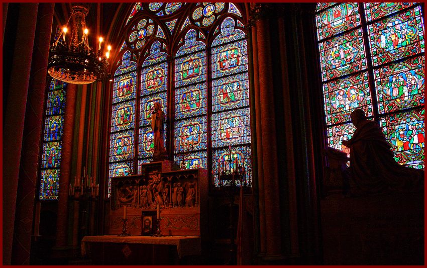  Notre Dame de Paris
